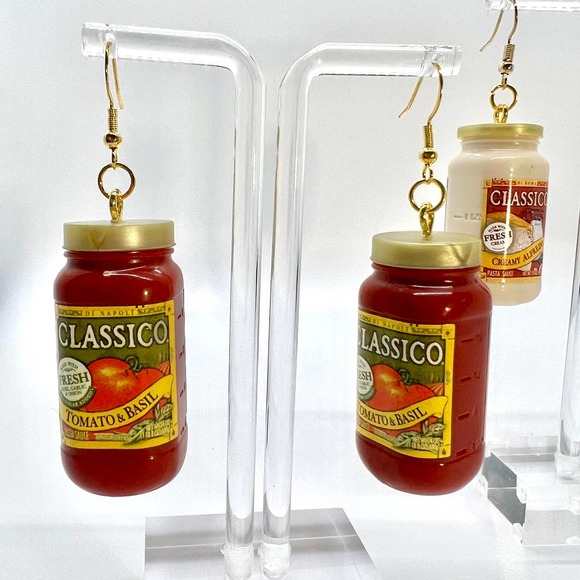 Spaghetti Earrings - Classico Pasta Sauce - Tomato & Alfredo Mini Brands Earring - Picture 7 of 10